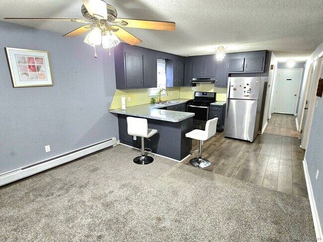 Building Photo - 24 Acorn St