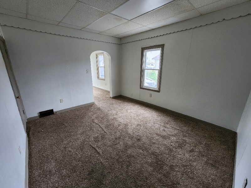 Building Photo - 308 Menoher Wy