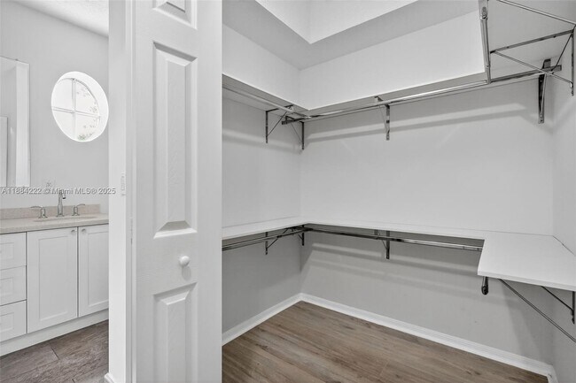 Building Photo - 8425 NW 141st Terrace