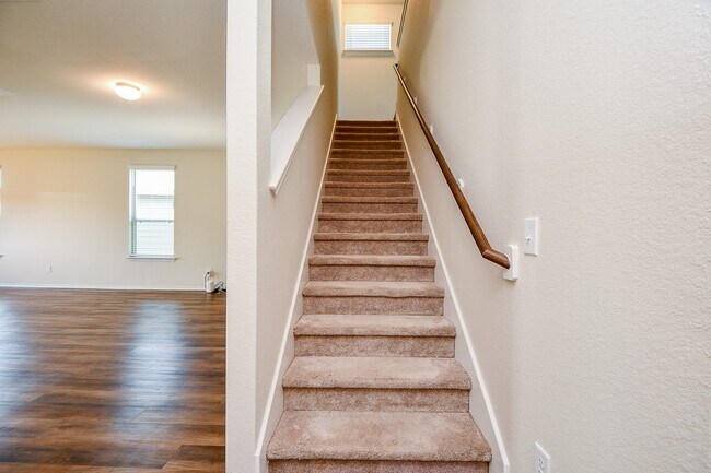 Building Photo - 2730 Ibis Wy