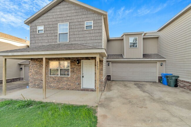Building Photo - 2939 W Scottswood Pl