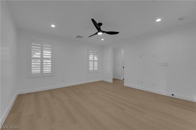 Building Photo - 465 Cabral Peak St