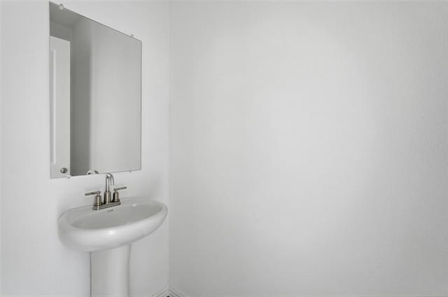 Building Photo - 1203 Doris May Dr