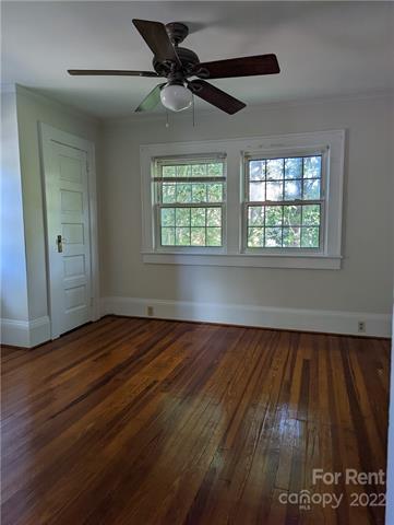 Building Photo - 904 Edgewood Cir