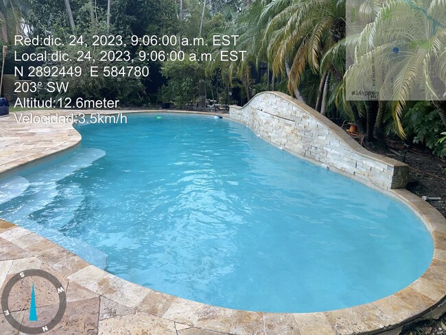 Awesome pool - 1645 NW 7th Ave