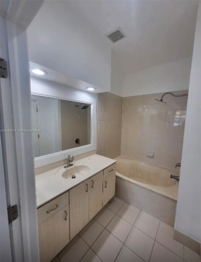Building Photo - 23752 SW 110th Ave