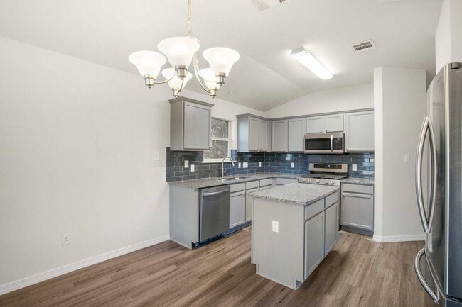 Building Photo - 3310 Blue Ridge Dr