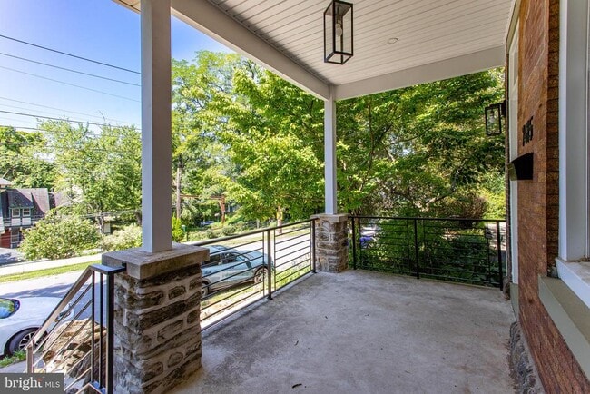 Building Photo - 7415 Sprague St