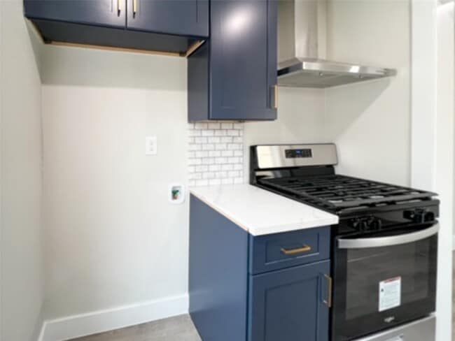 Building Photo - 4704 Greenbriar Dr