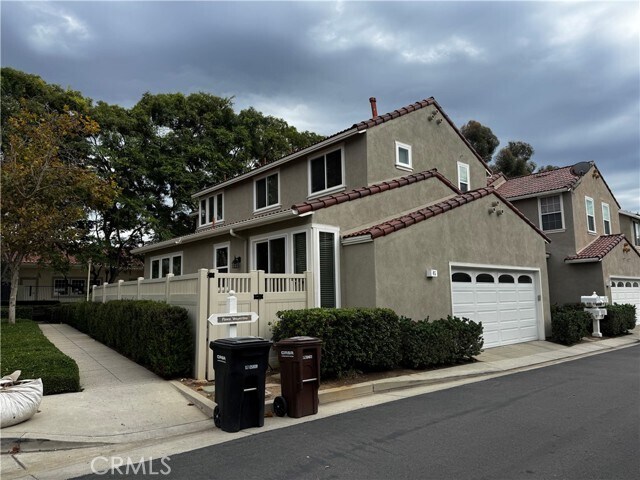 Primary Photo - 45 Paseo Vespertino