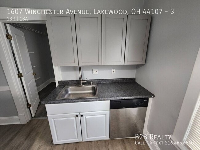 Building Photo - 1607 Winchester Ave