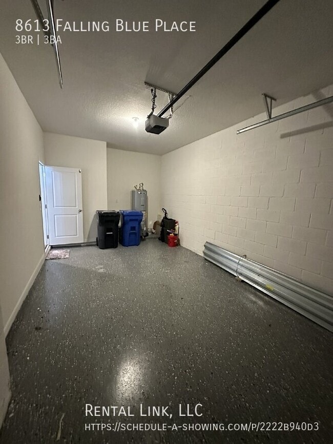 Building Photo - 8613 Falling Blue Pl