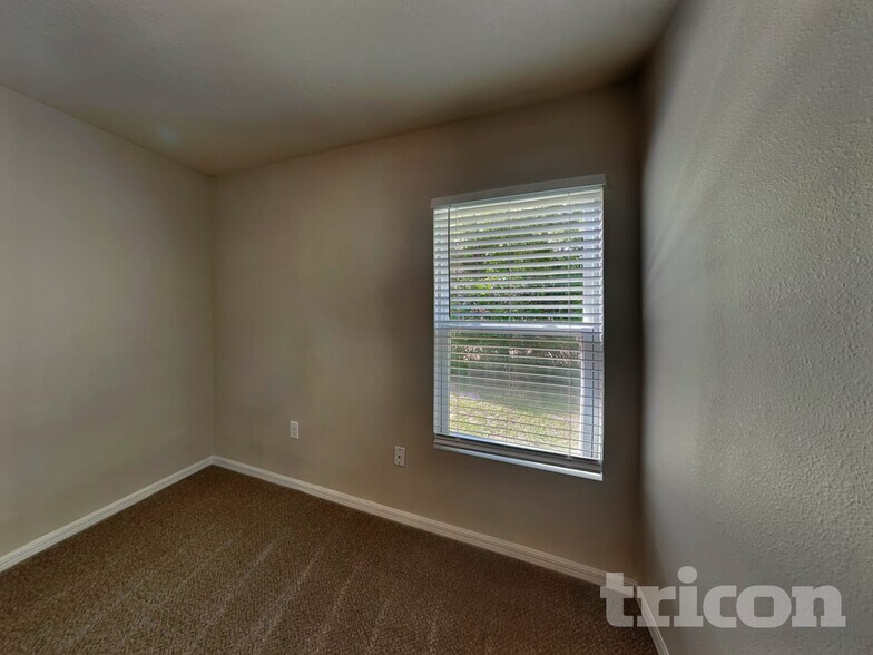 Building Photo - 2491 Stanton Ave