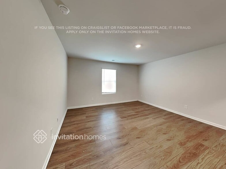 Building Photo - 5113 Spring Breeze Blvd