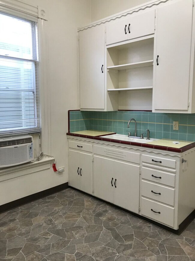 Building Photo - KSTREET