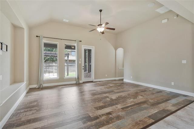 Building Photo - 855 Forest St