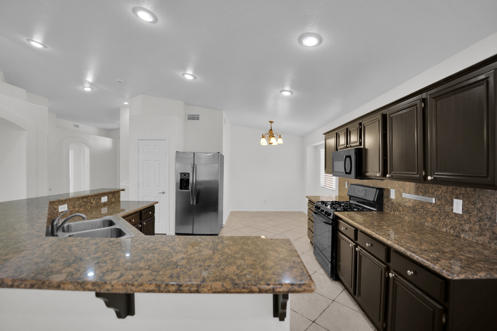 Building Photo - 1542 Misty Sky Dr