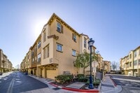 Building Photo - $3995 / 3BR - GORGEOUS NEWER MILPITAS HOME