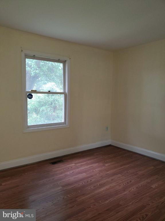 Building Photo - 12200 Lemar Ct