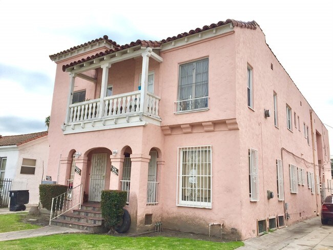 Primary Photo - 1020 W 64th St