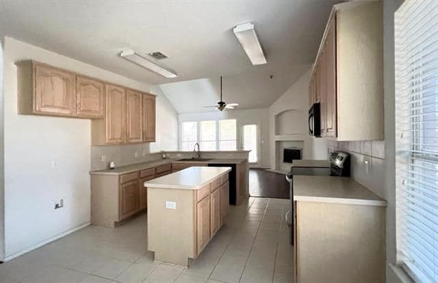 Building Photo - 1331 Dove Brook Dr