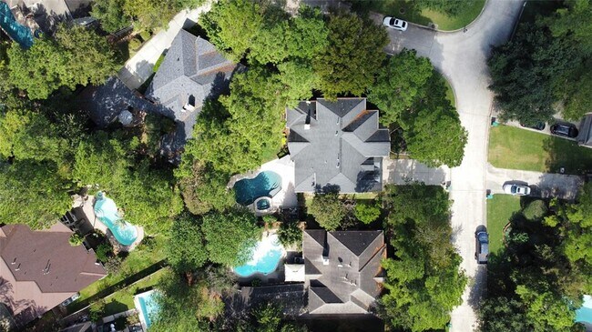 Building Photo - 43 N Greenvine Cir
