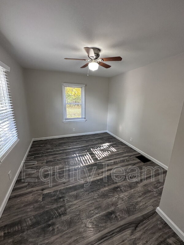 Building Photo - 7005 La Boiteaux Ave