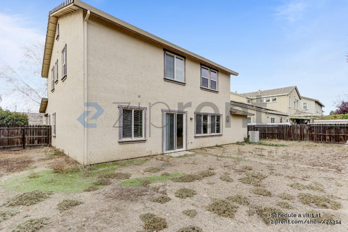 Building Photo - 4632 Hutchinson Ln