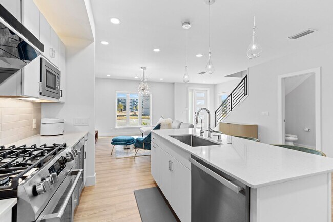 Building Photo - 3304 SW 49th Terrace