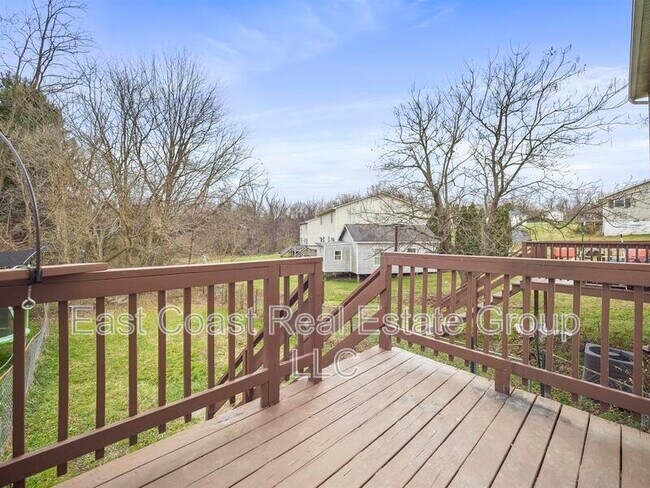 Building Photo - 45 Bruce Dr