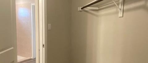 Building Photo - 10410 Waverunner-