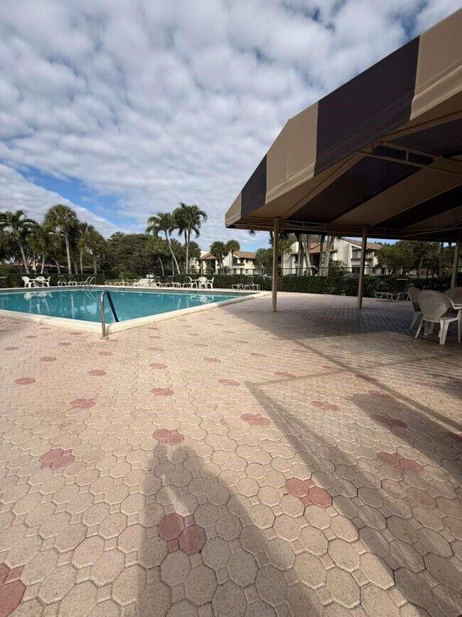 Building Photo - 9321 SW 23rd St