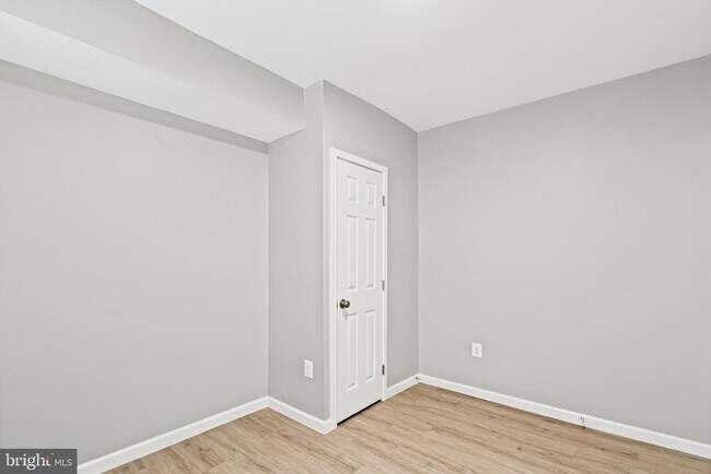 Building Photo - 3034 Arunah Ave