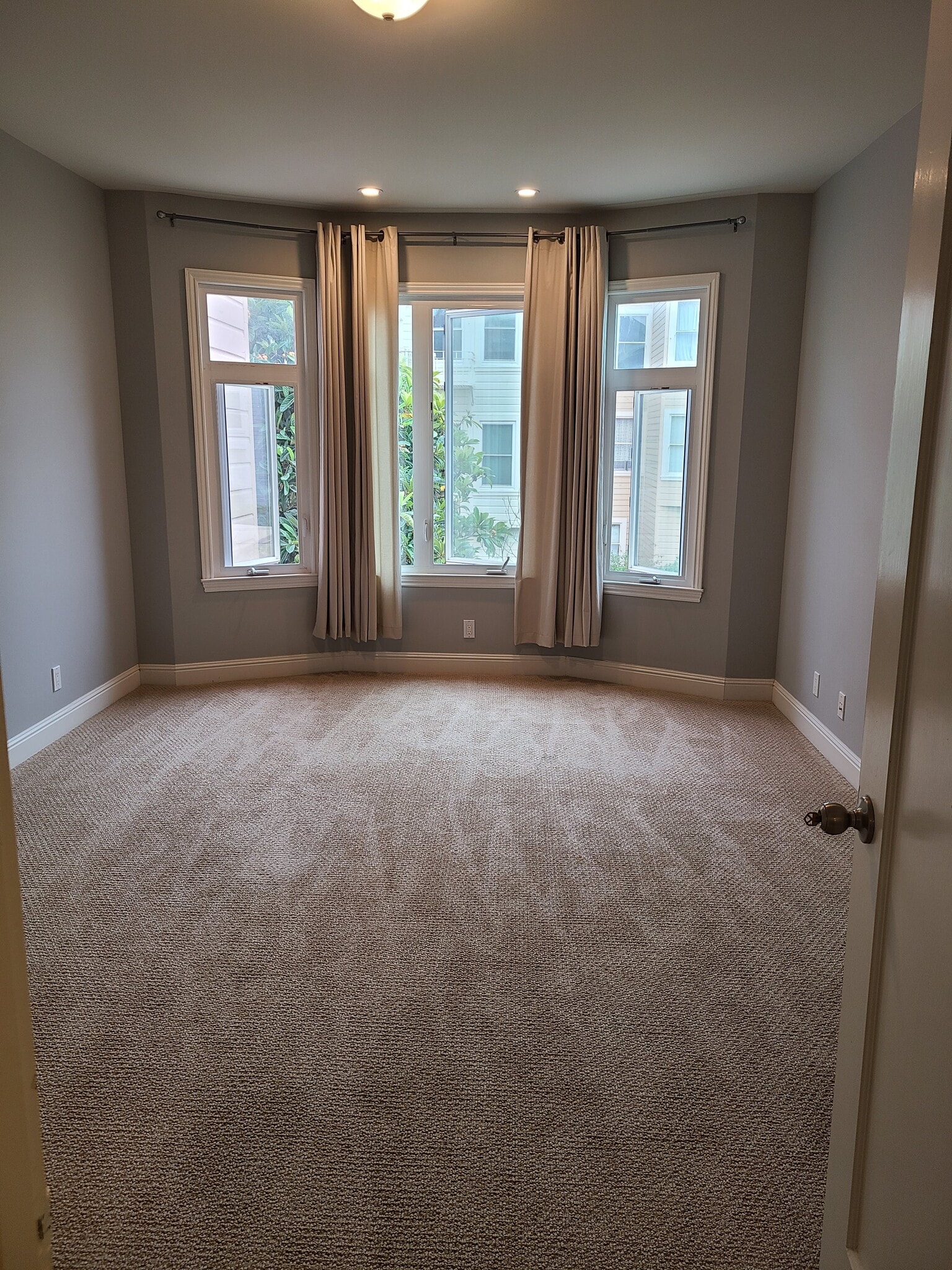 Bed 2 - 824 26th Ave