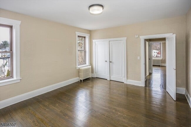 Building Photo - 204 Church St