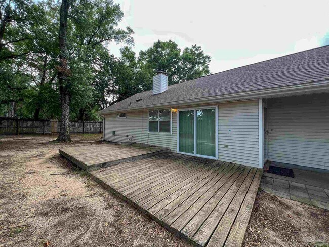Building Photo - 8101 Treetop Ln