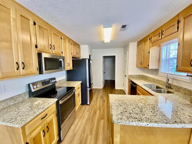Building Photo - 108 Wildweed Ct