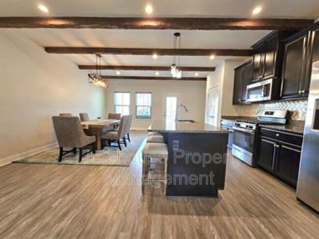 Building Photo - 1738 Foremast Loop