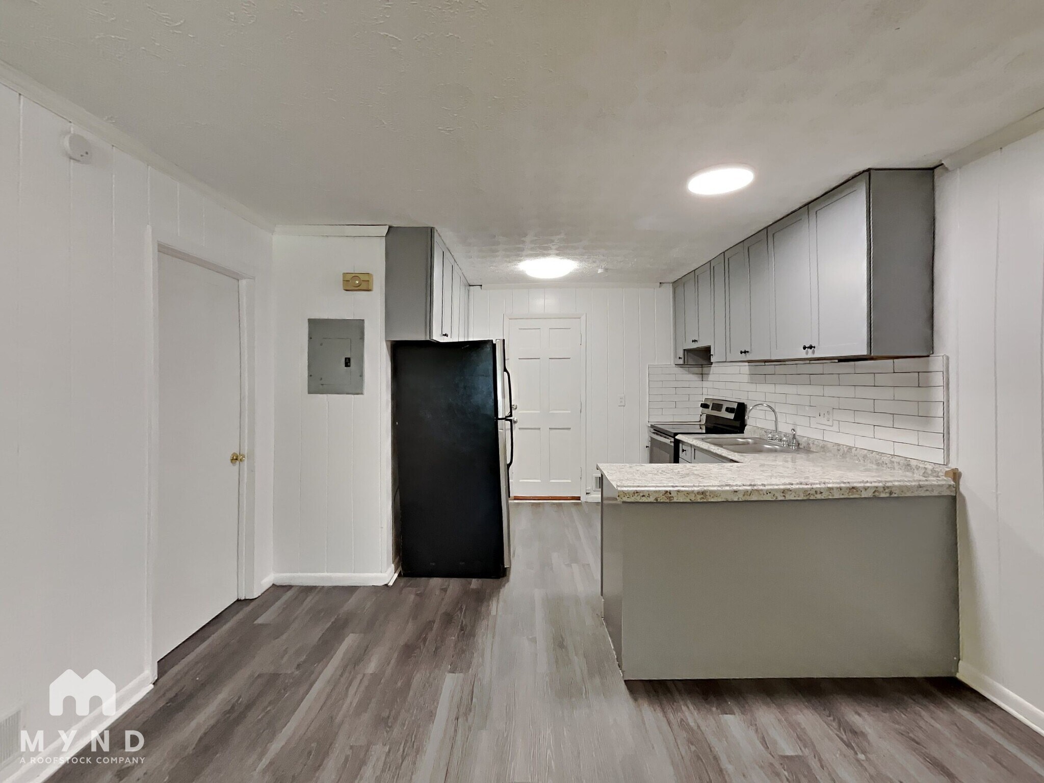 Building Photo - 1429 Vesta Ave