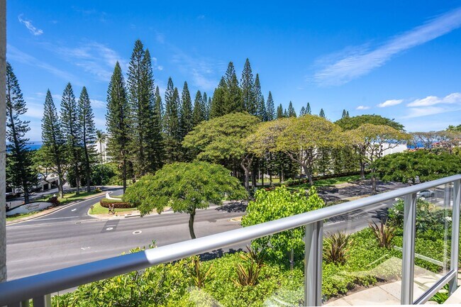 Building Photo - Modern 3 Bedroom, 3 Bathroom Furnished Condo at Makalii in Wailea