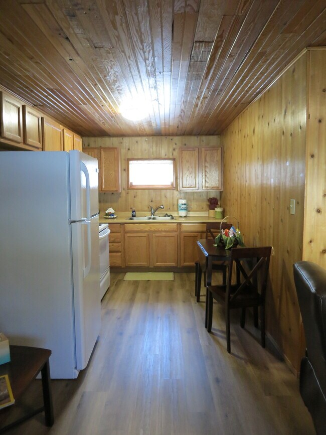 Building Photo - DaNiece Street