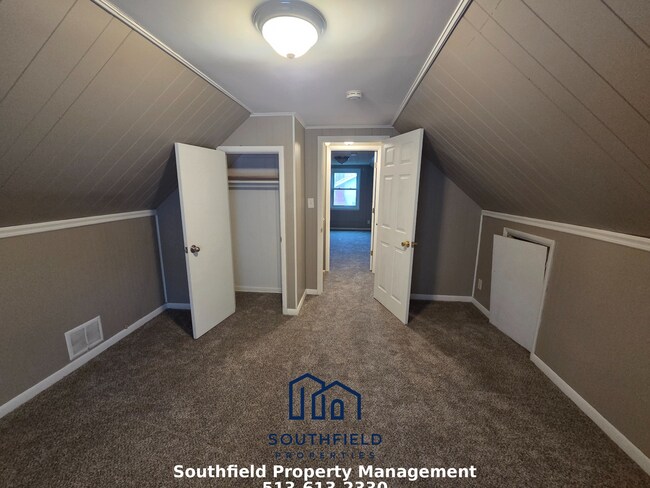 Building Photo - 319 Main Ave