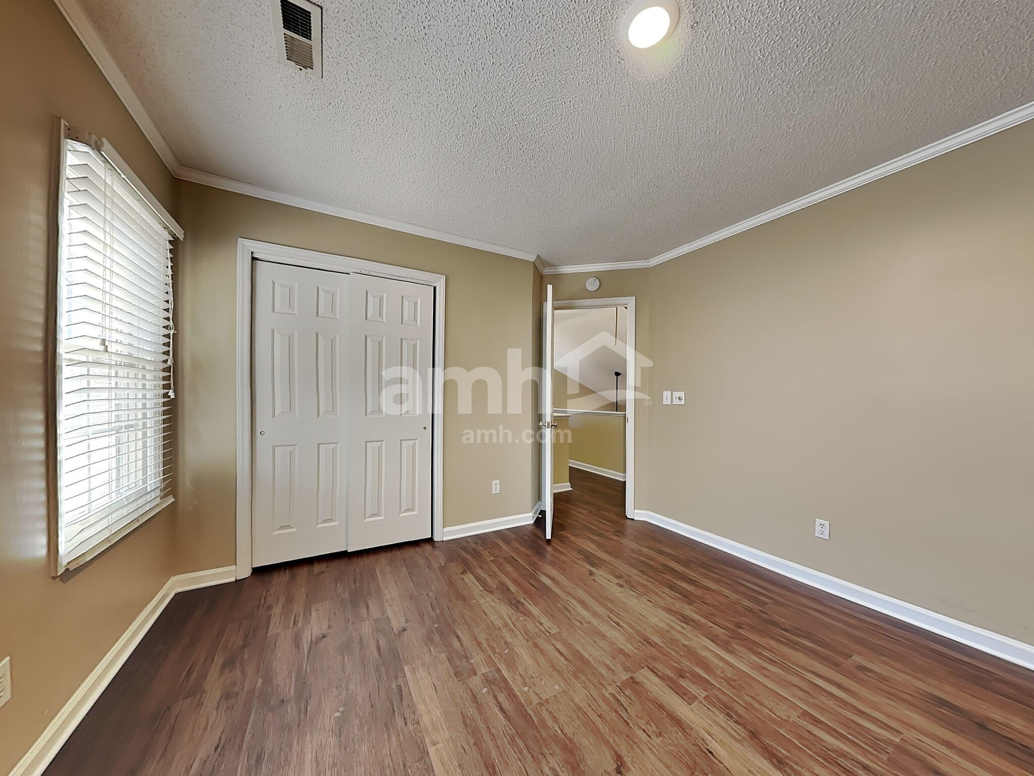 Building Photo - 505 Westminster Dr