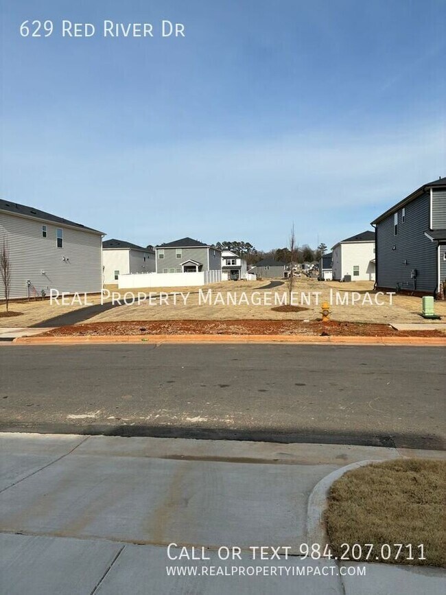 Building Photo - 629 Red River Dr