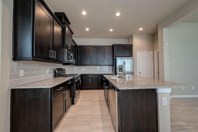 Building Photo - 2559 Terrace Point Dr