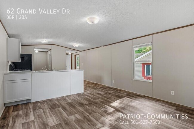 Building Photo - 62 Grand Valley Dr