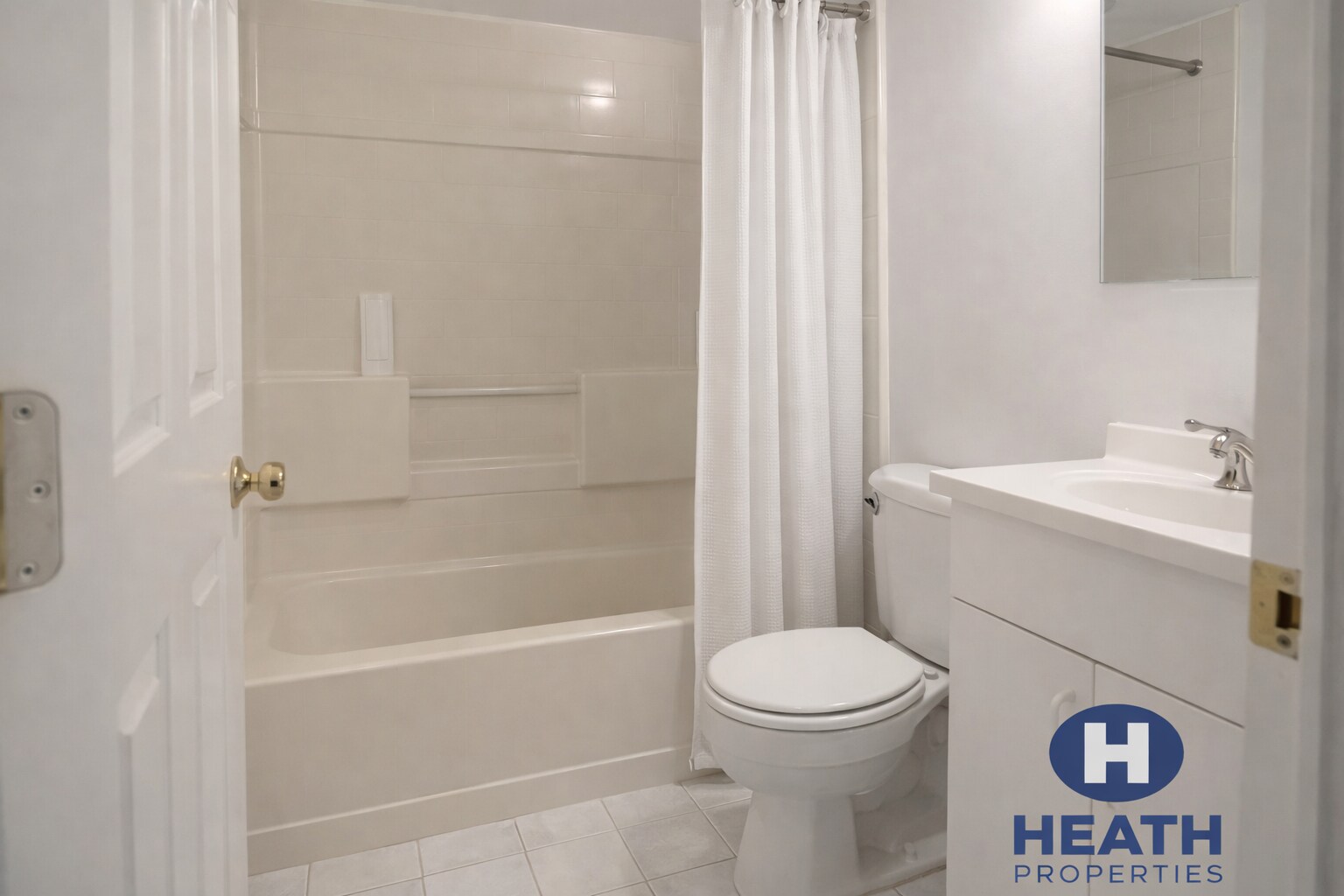 Building Photo - 22 St Cyprians Pl