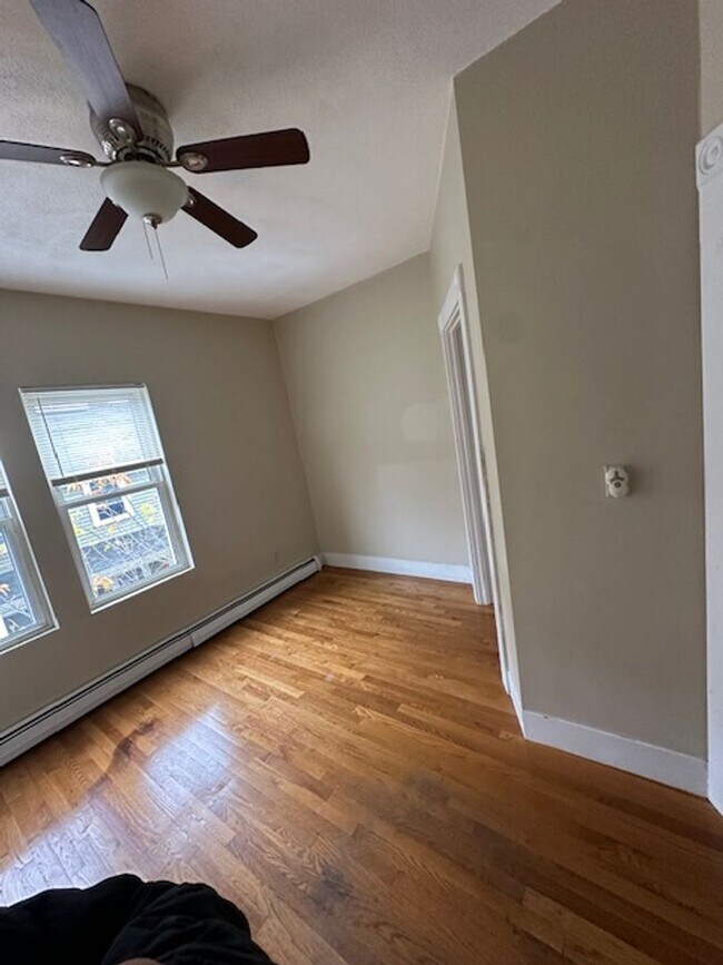 Building Photo - 309-311 Newton Street Waltham, MA