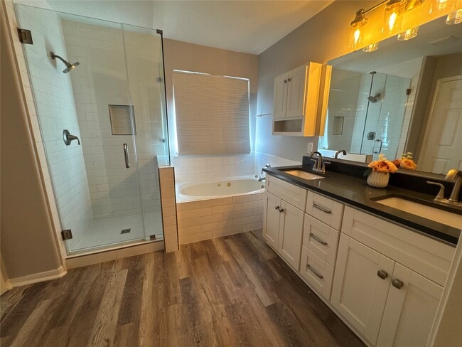 Building Photo - 12311 Granite Woods Ct