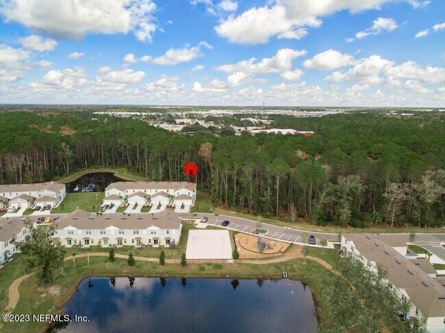 Building Photo - 279 Talulla Trl